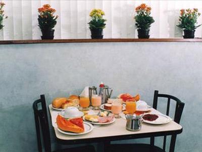 Hotel Apa Copacabana 3*
